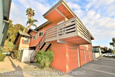Main picture of 2821 Harbor Blvd