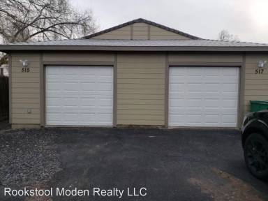 Main picture of 515 Adams St