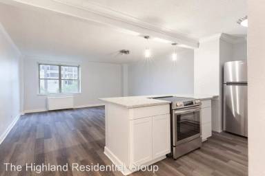 Main picture of Peachtree Towers Condominiums