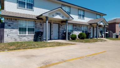 Main picture of 2813 Cantabrian Dr