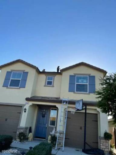 Main picture of 3456 Amanecer Ave