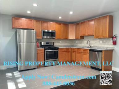 Main picture of 1285 Lakeshore Dr