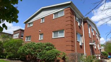 Main picture of 428 S Scoville Ave