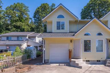 Main picture of 17910 Oatfield Rd