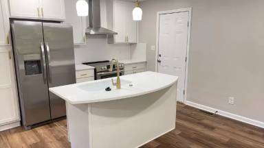 Main picture of 2700 Ravencroft Dr