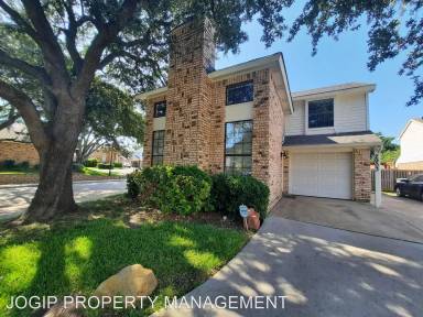 Main picture of 2903 Harbinger Ln