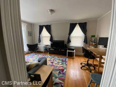 Main picture of 475 Highland Ave