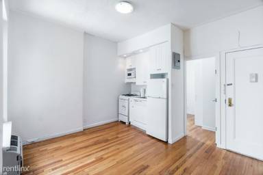 Main picture of 119 E 89th St