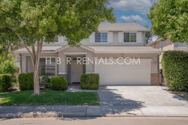 Main picture of 483 Summer Ln