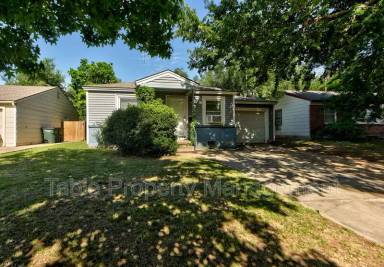 Main picture of 2321 McCracken Dr