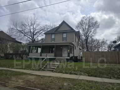 Main picture of 216 Courtland St