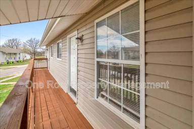 Main picture of 2001 Chateau Dr