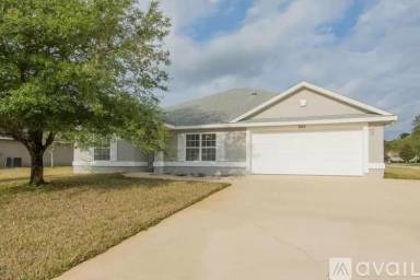 Main picture of 301 Woodridge Ln