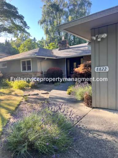 Main picture of 8822 SE 59th St