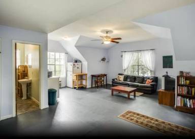 Main picture of 4913 Cedar St
