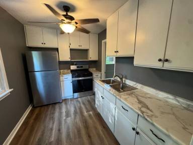 Main picture of 4536 23rd Ave