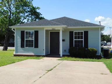 Main picture of 1805 N N St