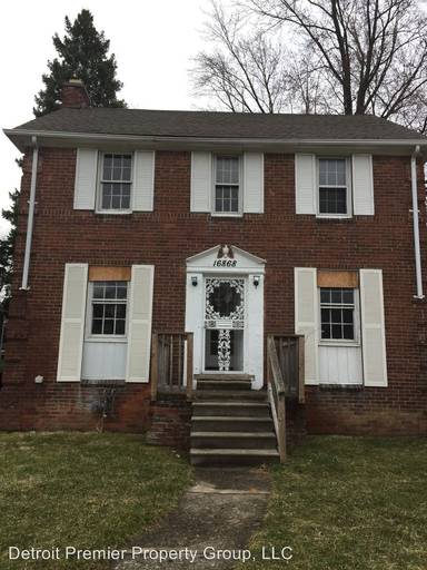 Main picture of 16868 Kentfield St