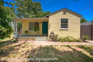 Main picture of 3525 34th St
