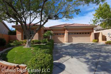 Main picture of 305 Corsicana St