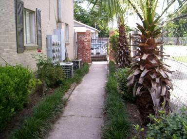 Main picture of 955 Violet St
