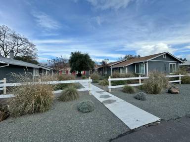 Main picture of 6906 Jefferson St