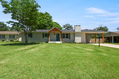 Main picture of 614 Holland Ct SW