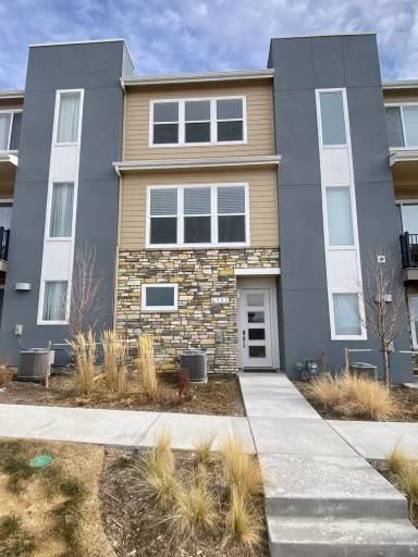 Main picture of 6703 S Tempe Ct