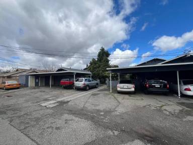 Main picture of 4445 East Clay Avenue - D