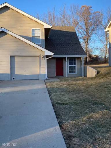 Main picture of 8914 NE 73rd Ct