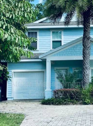 Main picture of 2423 E Pine St