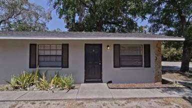 Main picture of 921 E Poinsettia Ave