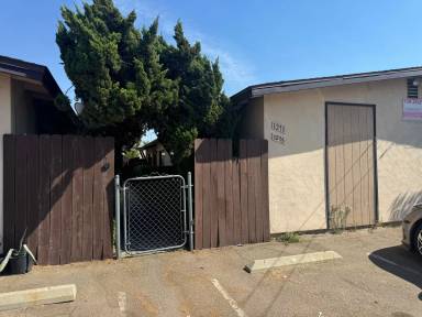 Main picture of 1271-1279 Lyons Ln