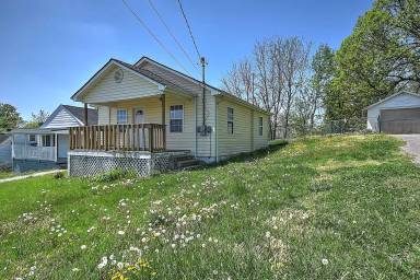 Main picture of 148 Kingsley Ave
