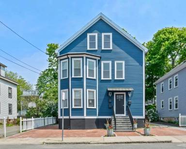 Main picture of 21 Wisteria St