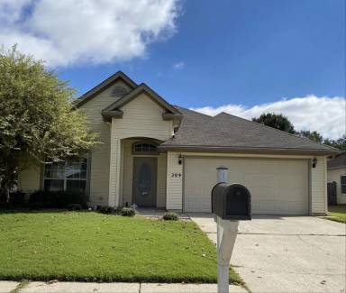 Main picture of 397 River Bend Dr SW