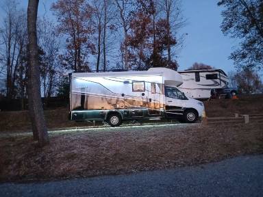 Main picture of 403 Cook Rd