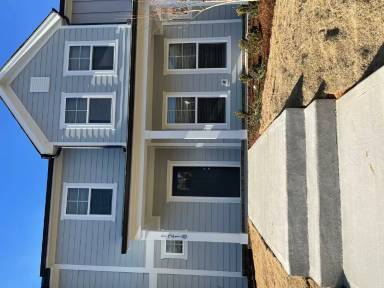Main picture of 1218 S Franklin St