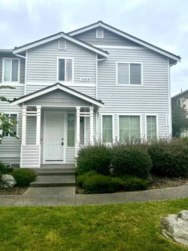 Main picture of 2150 Charles St
