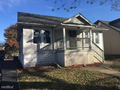 Main picture of 14511 Sawyer Ave