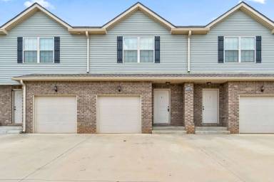 Main picture of 1720 Manning Dr