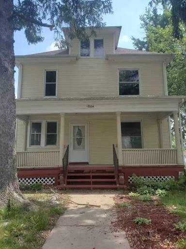 Main picture of 1804 15th Ave