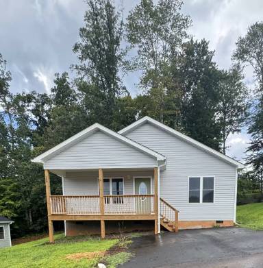 Main picture of 570 Quinn Hill Ln