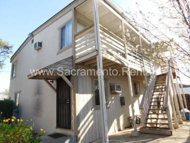 Main picture of 2318 Oakmont St