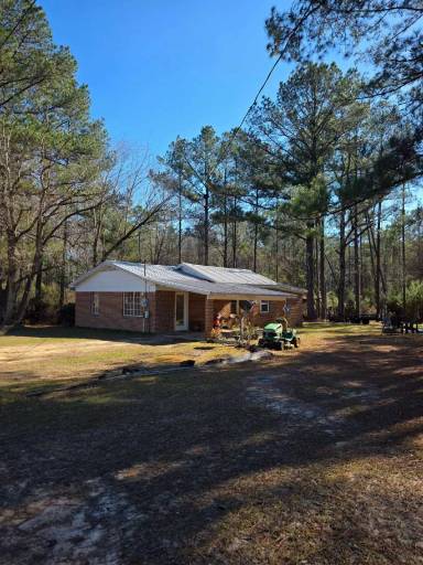 Main picture of 32250 Highway 57
