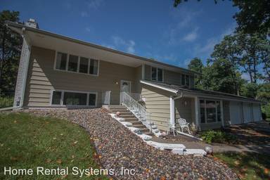 Main picture of 2855 Breezy Heights Rd