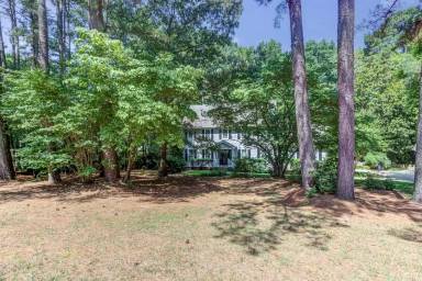 Main picture of Gallop Court