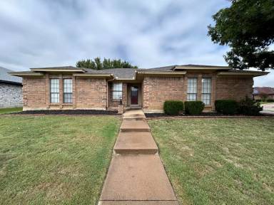Main picture of 6352 Hunters Glen Dr