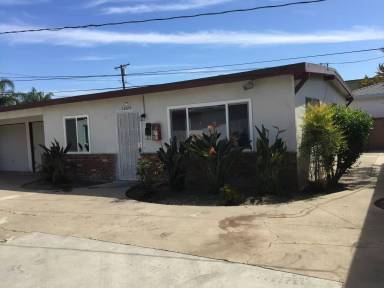 Main picture of 10608 Dorothy Ave