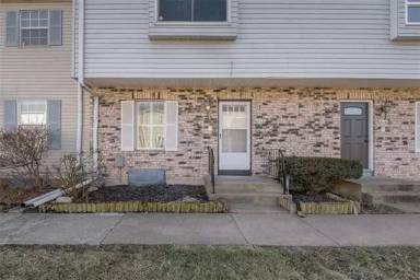 Main picture of 6040 E 129th St